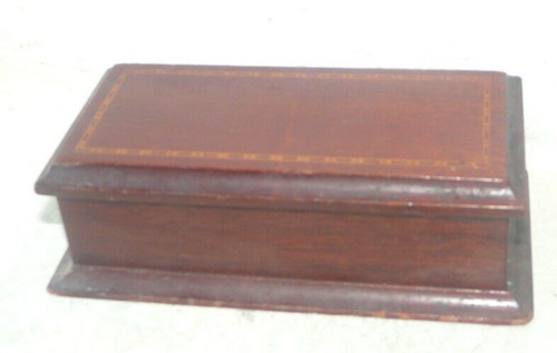 Boite timbres bois - a, en