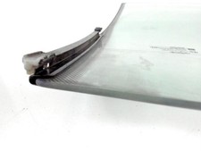 Vitre arriere gauche OPEL OMEGA B PHASE 1 BREAK 90564981