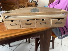 Étagère murale bois avec tiroirs