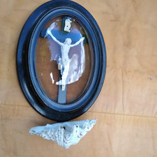 Cadre ovale verre bombé Napoléon III crucifix bénitier