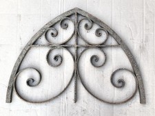 Haut de Petit Portail en Fer