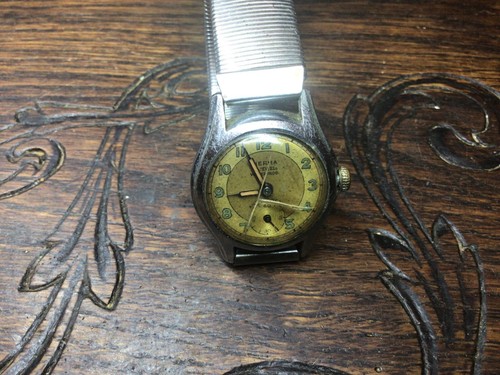 Montre mécanique suisse herma - montre,