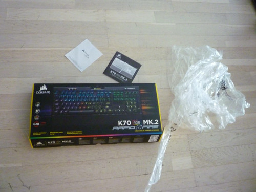 Boite vide clavier corsair - clavier,