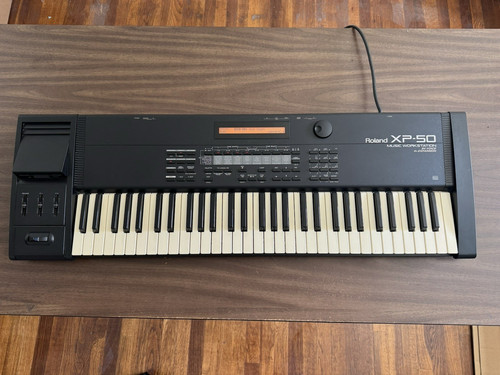 Roland keyboard in - xp-50,