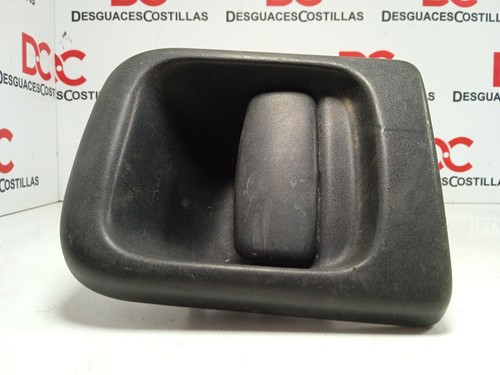 Poignee porte avant - porte,
