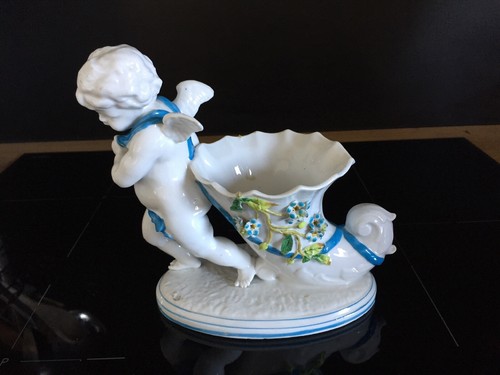 Vase cornet barbotine - barbotine, ancien