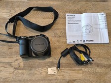 Appareil photo numérique 14 mégapixels Fujifilm FinePix S2900 | Zoom optique 18x