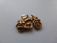 pendentif neuf moto plaqué or poinçon 2,35gr  2,2x1.5cm (dimensions sans la béli
