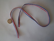 ruban bleu-blanc-rouge