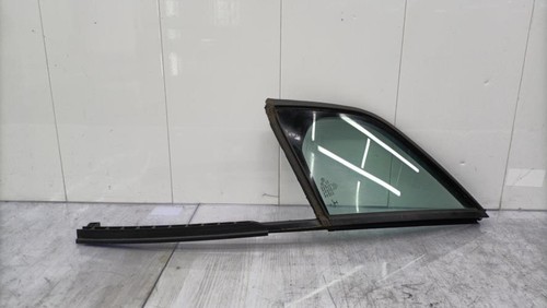 Custode avant gauche - , (porte)