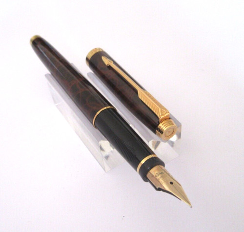 Stylo plume parker laque - en,
