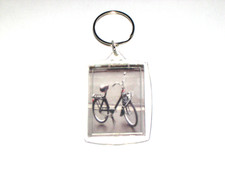 PORTE CLE NEUF 3,5 x 5 cm