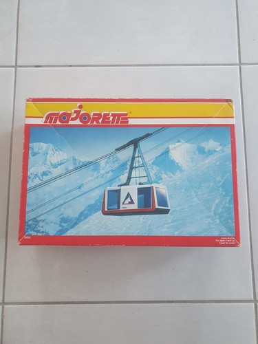 Telepherique majorette - majorette, en