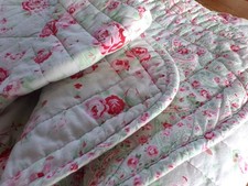 Couverture piqué ancienne