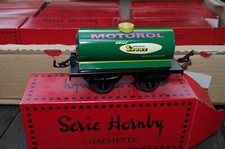 HORNBY HACHETTE TRAIN O WAGON CITERNE HUILE MOTOROL, COMME NEUF EN BOITE