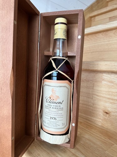 Rhum clement 1976 - 1976, très