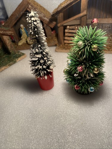 Anciens petits sapins - ,