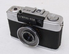 Olympus-Pen EE - 3     D