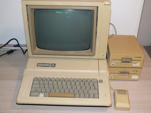 Ordinateur apple iie 2e - iie,