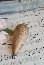 ANCIENNE TOUPIE EN BOIS JOUET ENFANT forme olive