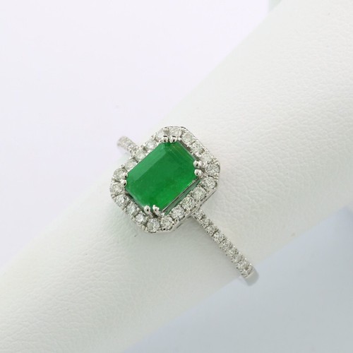 Bague avec émeraude - avec,