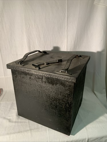 Ancien coffre collection - ancien,