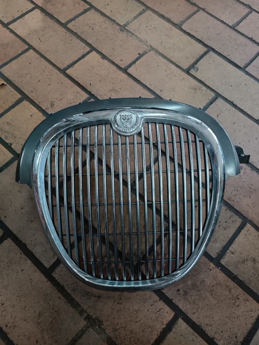 Grille calandre avant - calandre,