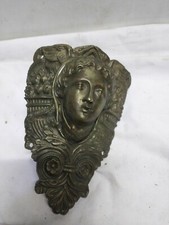 10 / Coin de billard en bronze