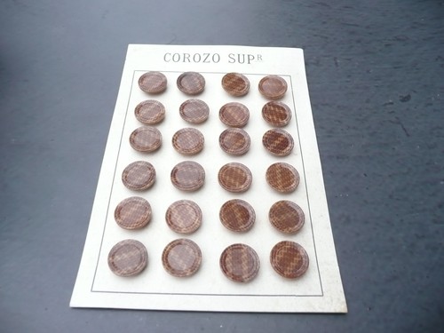 Boutons ancien corozo - boutons,