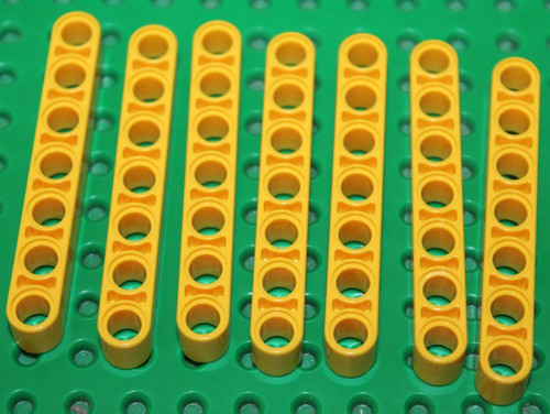 Lego technic yellow - 7, x