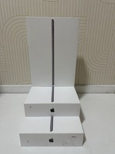 APPLE iPad 8ème génération (2020) Wi-Fi 32 Go Gris Sidéral Excellent Etat Boite