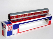 JOUEF HO 8641, VOITURE VOYAGEUR PASSAGER TEE GRAND CONFORT, WAGON AMENAGÉ ROUGE