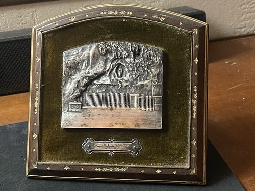 Cadre bas relief cuir métal - relief,