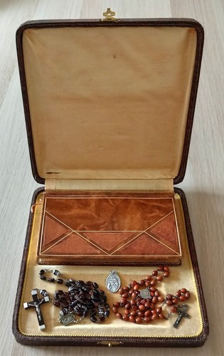 Religion coffret missel - z*,