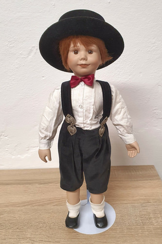 Poupée porcelaine ashton - poupée,