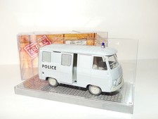PEUGEOT J7 POLICE Gris NOREV