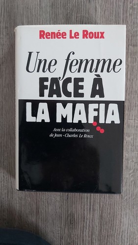 Une femme face mafia - face,