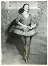 Actrice Michèle Morgan dans "La Belle que voilà", 1949, vintage silver print vin