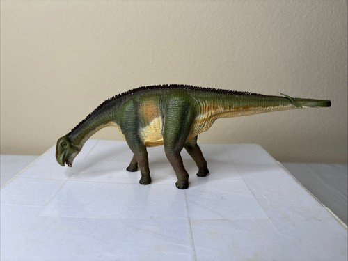 Safari nigersaurus dinosaur - safari,
