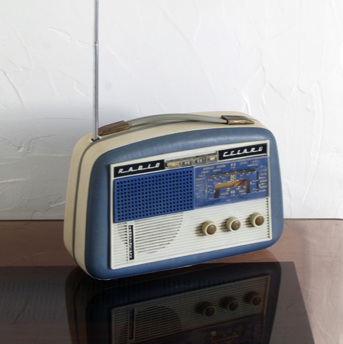 Superbe poste transistor - superbe,