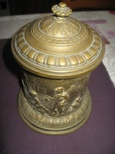 ancien pot à tabac décor