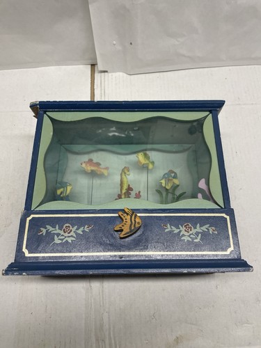 Boîte musique aquarium - musique,