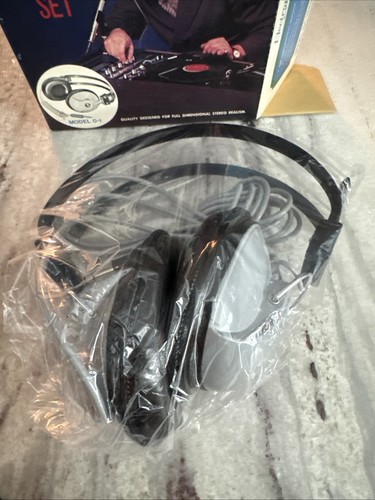 Electrophonic stereo - electrophonic,