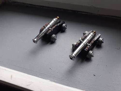 Canon miniature - canon,