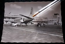 Vickers Viscount d'ALITALIA _ sur le tarmac de l'aéroport de Nice Cote d'azur