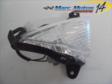 CLIGNOTANT AVANT DROIT