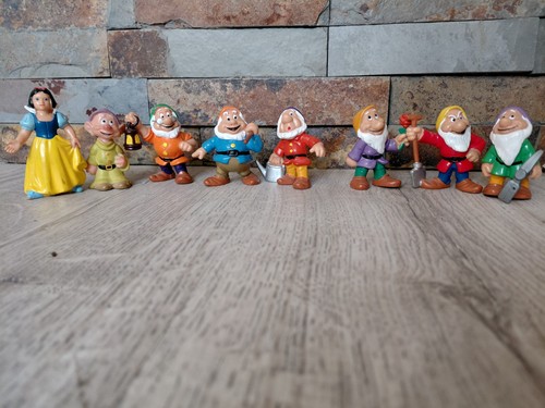 Lot figurines blanche - 🌸lot,