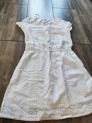 Robe blanche est beau la - blanche, c'est