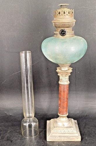 Belle lampe pétrole - lampe, en