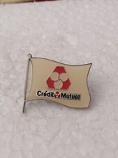Pin's Pins Pin Banque Fly Drapeau Logo "CRÉDIT Mutuel" 